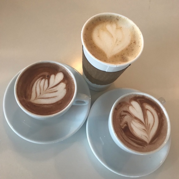 Meet your Posher, Laurie - Picture 6 of 8